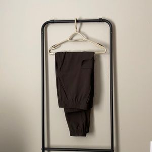 H&M Slim Fit Cargo Joggers